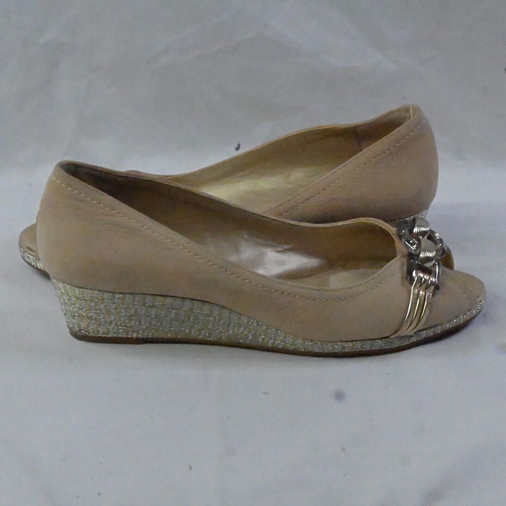 Alex Marie Shoes Women's 7 Beige Leather Mini Wedge Peep Toe Metallic Heels